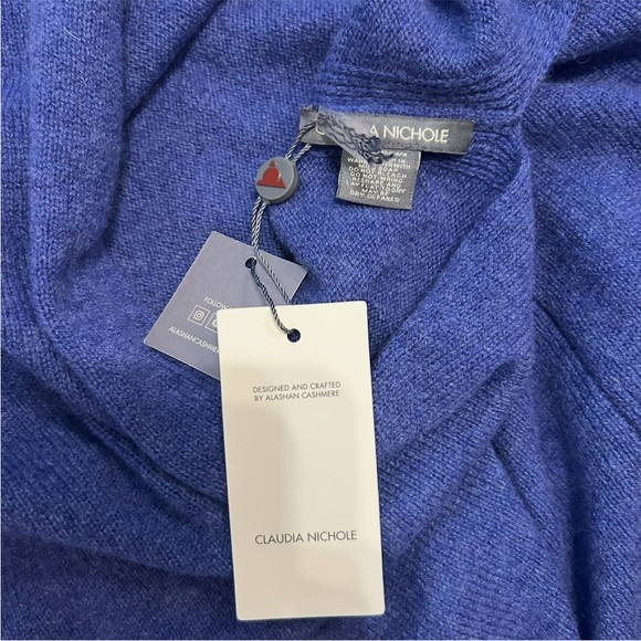 Claudia Nichole 100% Cashmere Blue Poncho Cape Luxury Wrap Shawl OS - Picture 3 of 6